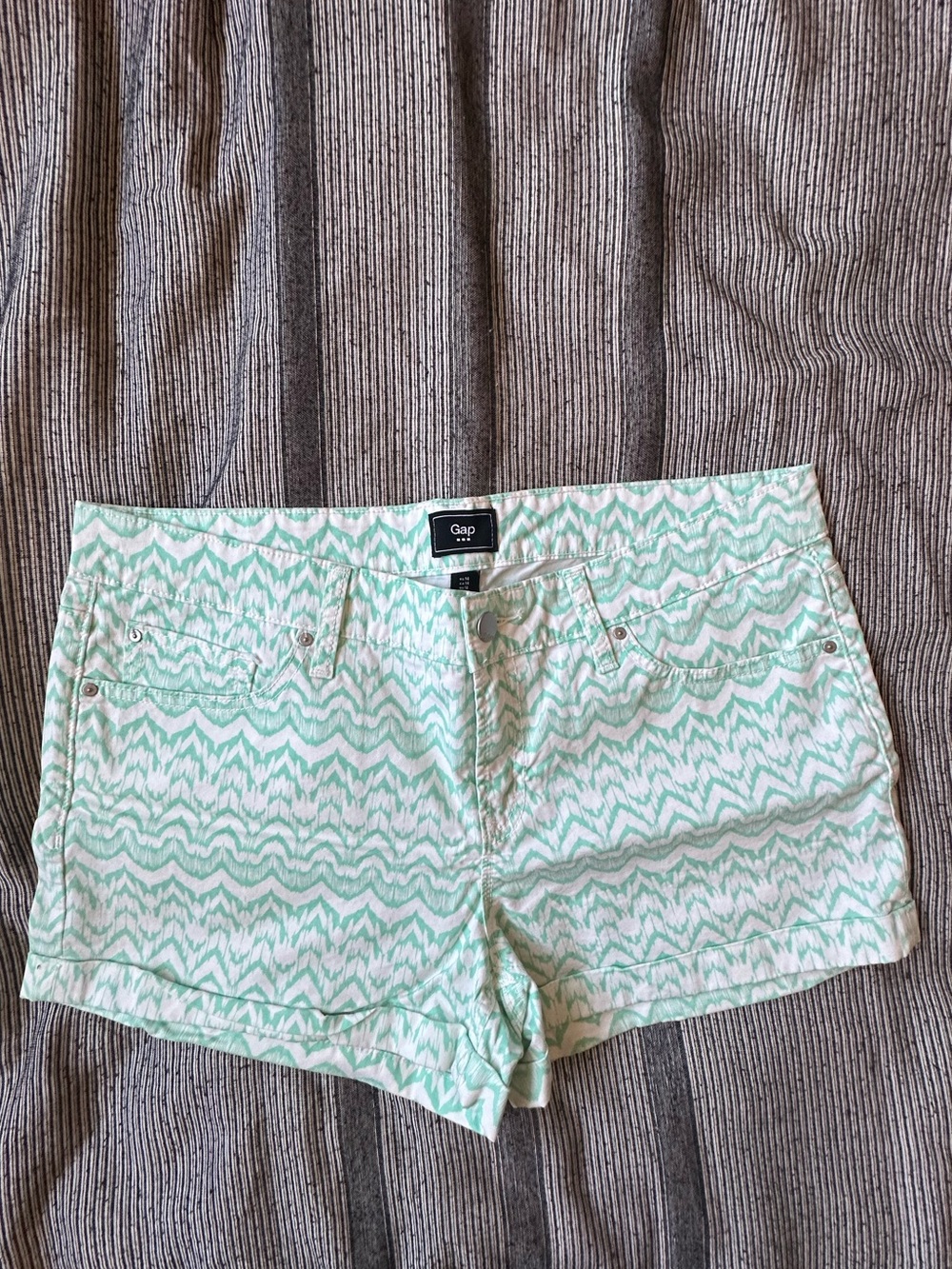 GAP Mint Green and White Patterned Women's Denim Shorts